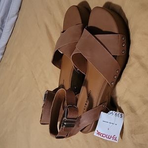 Lucky Brand women's sandal